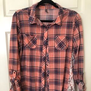 Vanity plaid button up
